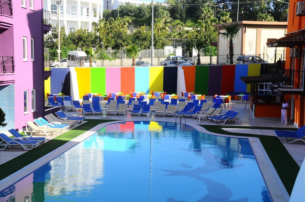 Rainbow Castle Hotel Сиде Экстерьер фото